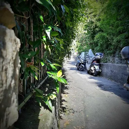 La Casetta Di Bibi E Papa - Free Private Parking
